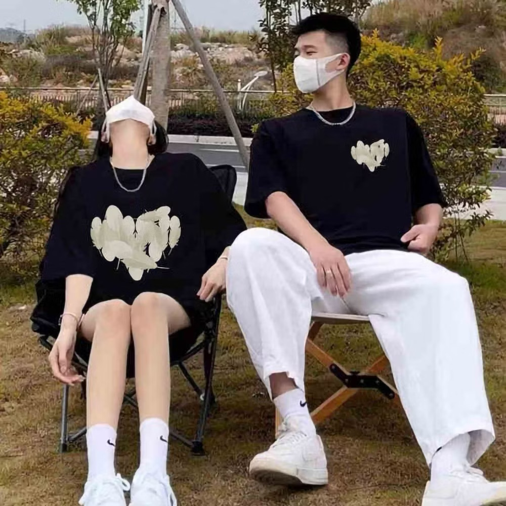 Áo thun cặp đôi nam nữ form rộng vải cotton - Hình ảnh 3